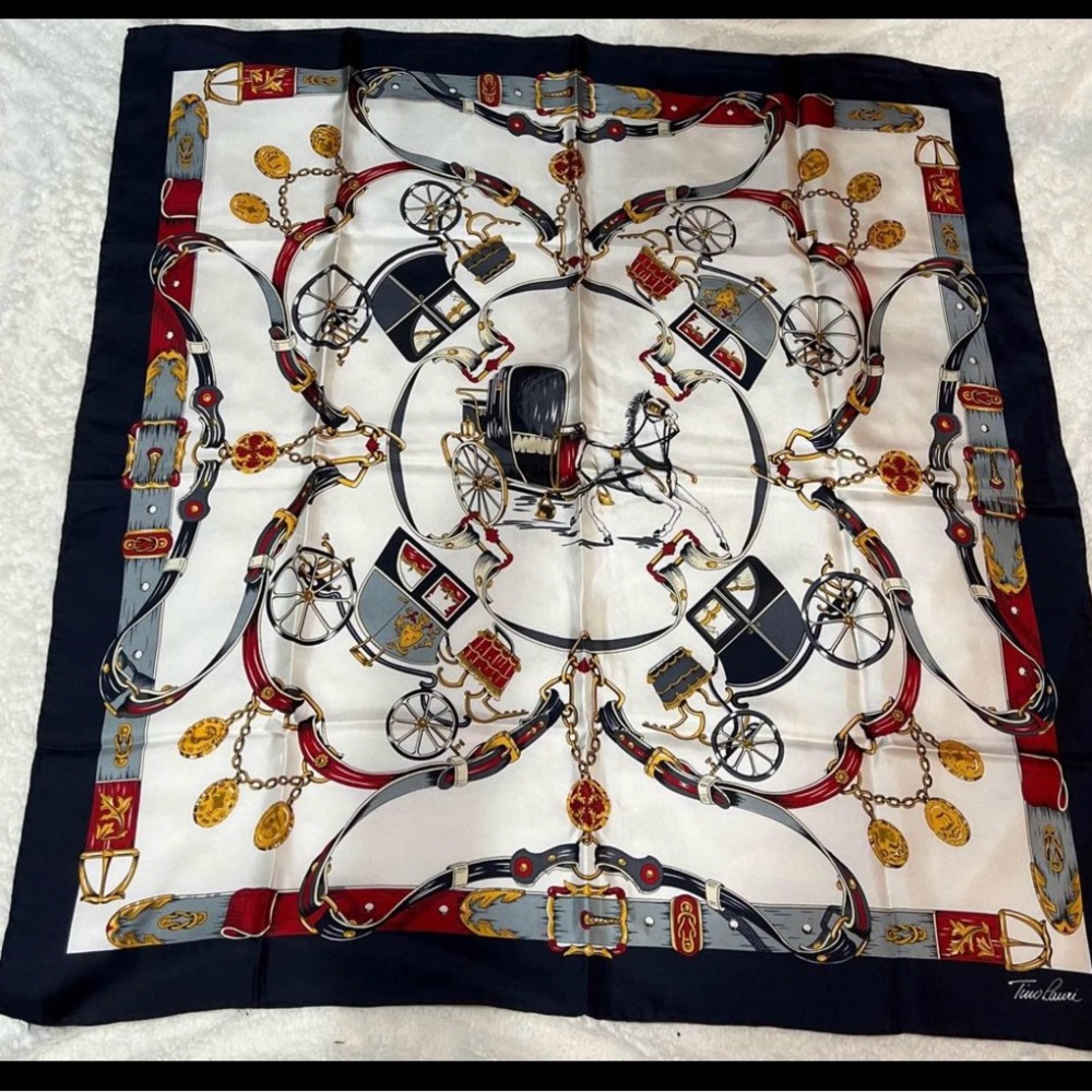Beautiful vintage silk scarf.